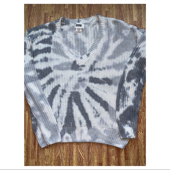 PINK Victoria's Secret Sweaters - GUC Victoria’s Secret PINK Tie Dye Sweater S